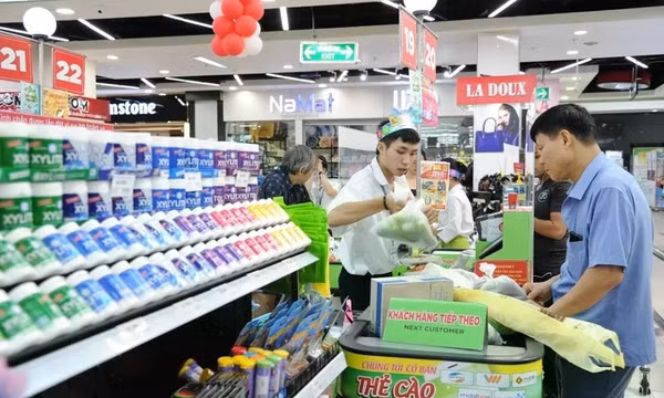 Thủ tướng chỉ đạo bình ổn thị trường, tiếp tục đẩy mạnh phát triển thị trường trong nước