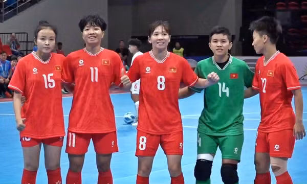 Tuyển futsal nữ Việt Nam thắng đậm Myanmar