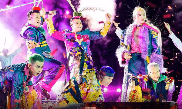 Nghệ sĩ Việt nhảy rất đẹp nhưng bao giờ được như K-pop?