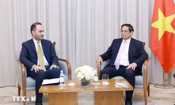 Thủ tướng tiếp lãnh đạo các doanh nghiệp, tổ chức tài chính hàng đầu Qatar