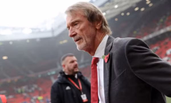Man United báo lỗ trong báo cáo tài chính: Dấu hỏi cho Ratcliffe