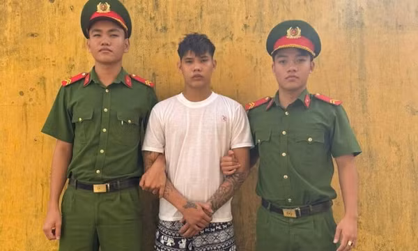 Mượn xe của bạn rồi bỏ trốn sang Campuchia