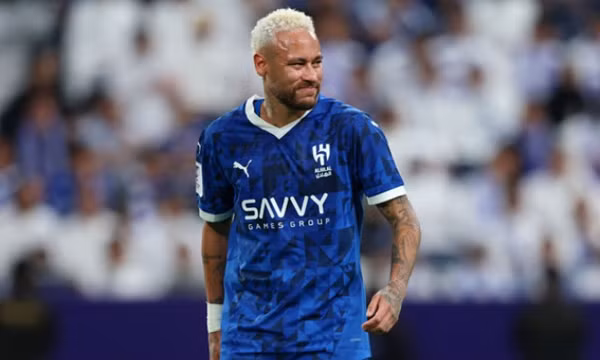 Neymar lại dính chấn thương, Al Hilal lo sốt vó