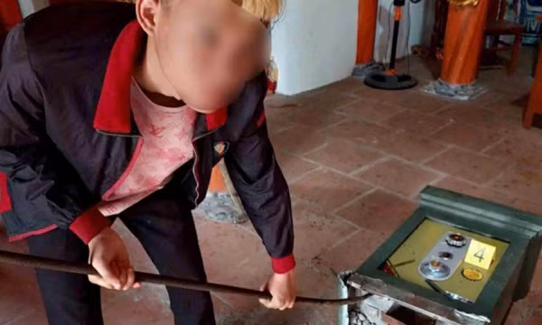 Bắt giữ nhóm thiếu niên chuyên trộm tiền công đức tại Hải Dương