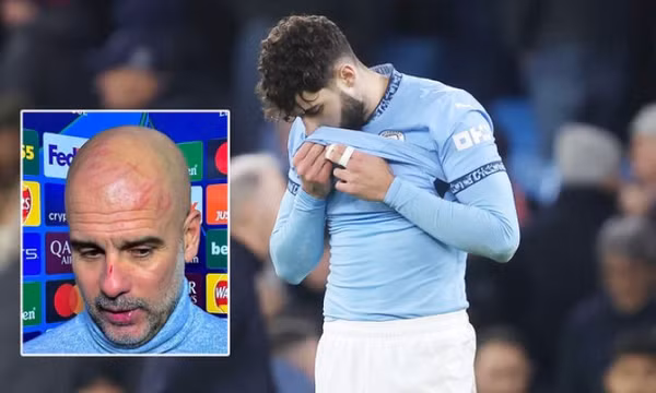 Pep Guardiola tự cào xước mặt sau trận hòa như thua tại Cúp C1 châu Âu