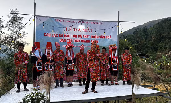 Ra mắt CLB Bảo tồn và phát triển văn hóa dân tộc Dao Thanh Phán