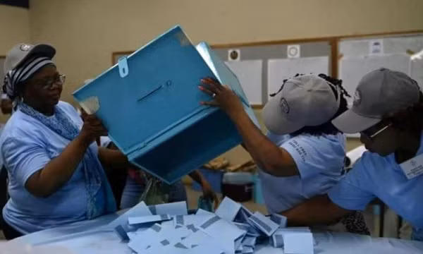 Phe đối lập Botswana chiến thắng lịch sử trong tổng tuyển cử