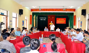 Chủ tịch HĐND tỉnh tiếp xúc cử tri phường Hà Khánh và Hồng Hà (TP Hạ Long)