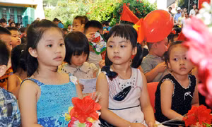 Rạng ngời gương mặt trẻ thơ ngày đầu tiên đi học