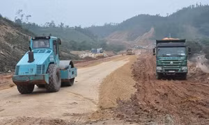 Gần 14.000 tỷ đồng đầu tư cho kết cấu hạ tầng trong giai đoạn 2013-2015