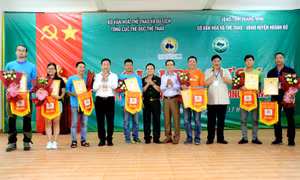Khai mạc giải Dù lượn Năm Du lịch quốc gia 2018 - Hạ Long - Quảng Ninh