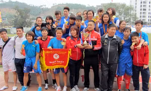 Cẩm Phả vô địch môn bóng đá nữ