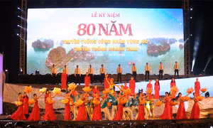 Tổng duyệt Lễ kỷ niệm 80 năm Ngày Truyền thống công nhân Vùng mỏ- Truyền thống ngành Than