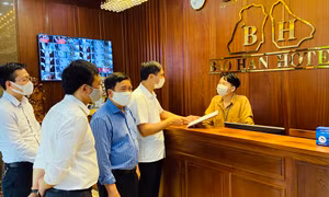 Thực hiện nghiêm công tác phòng, chống dịch tại các cơ sở kinh doanh dịch vụ, du lịch