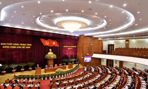Ngày làm việc thứ hai Hội nghị Trung ương 14