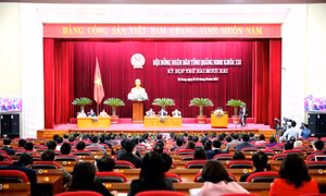 Kỳ họp thứ 22 HĐND tỉnh khóa XII: Thảo luận tại hội trường