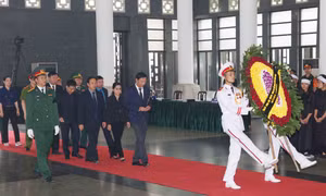 Đoàn đại biểu các tỉnh viếng nguyên Tổng Bí thư Đỗ Mười