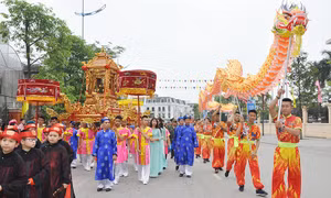 Khai hội đền Đức ông Trần Quốc Nghiễn năm 2018