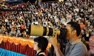 Carnaval - "Bữa tiệc" tác nghiệp của phóng viên