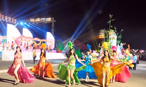 Tưng bừng khai mạc Carnaval Hạ Long 2014