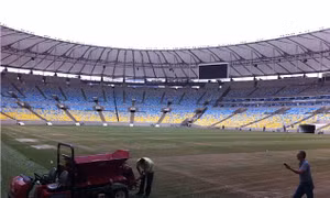 SVĐ World Cup 2014 vẫn như một hố cát