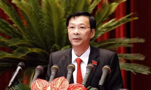 Phát huy dân chủ, trí tuệ khi bàn và quyết nghị các Nghị quyết để đi vào cuộc sống ngay sau khi ban hành