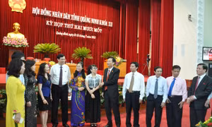 Phiên họp buổi sáng 13/7 đại biểu nghe các báo cáo, tờ trình