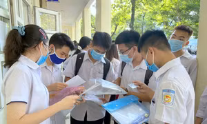 Thực hiện tốt hai nhiệm vụ: Phòng, chống dịch hiệu quả - Tổ chức thi an toàn, đúng quy chế