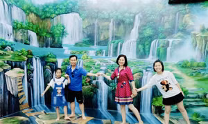 Quảng Ninh rộn ràng đón hè sang