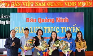 Giao lưu trực tuyến "Tư vấn mùa thi, định hướng nghề nghiệp năm 2017"