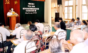 Đẩy mạnh thực hiện Nghị quyết T.Ư 4, góp phần nâng cao năng lực, sức chiến đấu của Đảng