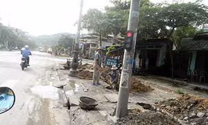 "Đã đến Tết đâu mà đào vỉa hè nhỉ ?" (!)
