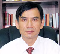"Đẩy mạnh các phong trào thi đua yêu nước, huy động sức mạnh đoàn kết toàn dân tạo sự đồng thuận trong xã hội"