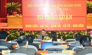 Ngày làm việc thứ 2, kỳ họp thứ 11 HĐND tỉnh: Các đại biểu thảo luận tại tổ
