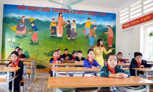 Cần đẩy nhanh xây dựng trường chuẩn quốc gia