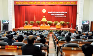 Ngày làm việc thứ 3, kỳ họp thứ 11 HĐND tỉnh: Các đại biểu thảo luận tại hội trường