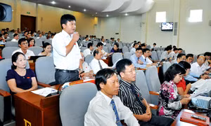 Nêu cao trọng trách trước cử tri