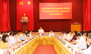 Tiếp tục củng cố niềm tin, tạo sự đồng thuận xã hội cao nhất cho việc mở rộng địa giới hành chính TP Hạ Long và Hoành Bồ