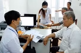 Quyền lợi của người tham gia BHYT 5 năm liên tục