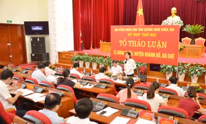 Ngày làm việc thứ 2 của kỳ họp thứ 2 HĐND tỉnh khóa XIII - Sôi nổi thảo luận tại tổ về các giải pháp thúc đẩy kinh tế - xã hội