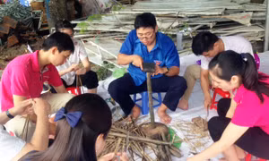 Ngày hội làm đèn ông sao
