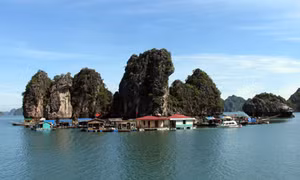Cửa Vạn lọt vào top 10 làng chài ven biển đẹp nhất thế giới