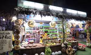 Trao gần 50 giấy chứng nhận tại Liên hoan ẩm thực Quảng Ninh năm 2020