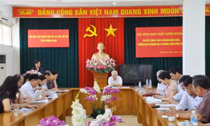 Gần 1 tỷ đồng chi hỗ trợ người tàn tật và trẻ mồ côi