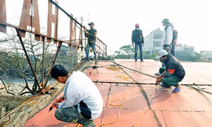 Hải Hà: Tổ chức tháo dỡ Khu nhà chính chợ Trung tâm Hải Hà cũ