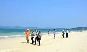 Khảo sát bãi tắm du lịch trên địa bàn tỉnh