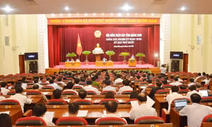 Ngày 25/7, tại Trung tâm Tổ chức hội nghị tỉnh: Khai mạc kỳ họp thứ 2, HĐND tỉnh khóa XIII