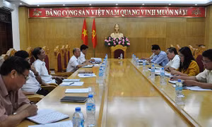 Ban Pháp chế HĐND tỉnh khảo sát công tác 6 tháng đầu năm tại TAND tỉnh