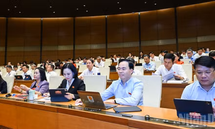 Sửa đổi Luật Chứng khoán: Đẩy mạnh chuyển đổi số, đơn giản hóa thủ tục