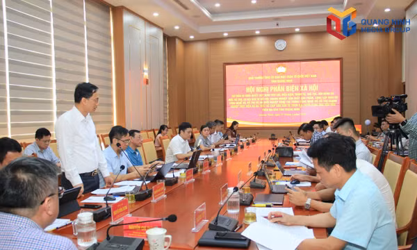 Đổi mới phương thức phản biện xã hội